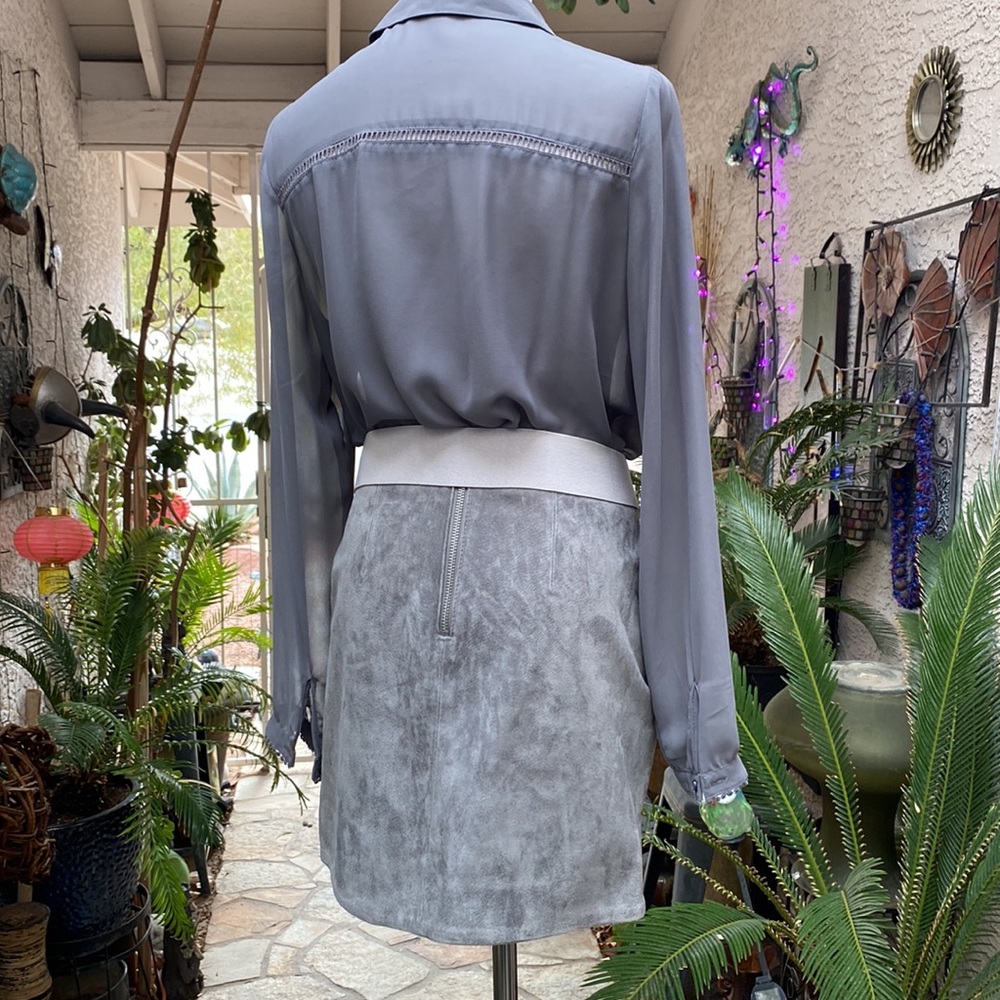 ๐๐2PIECE GREY SUEDE SKIRT SET๐๐ - Picture 5 of 8